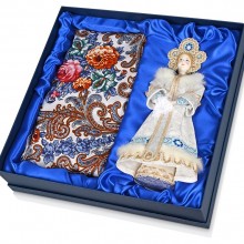 Подарочный набор «Аленушка»: кукла, платок
